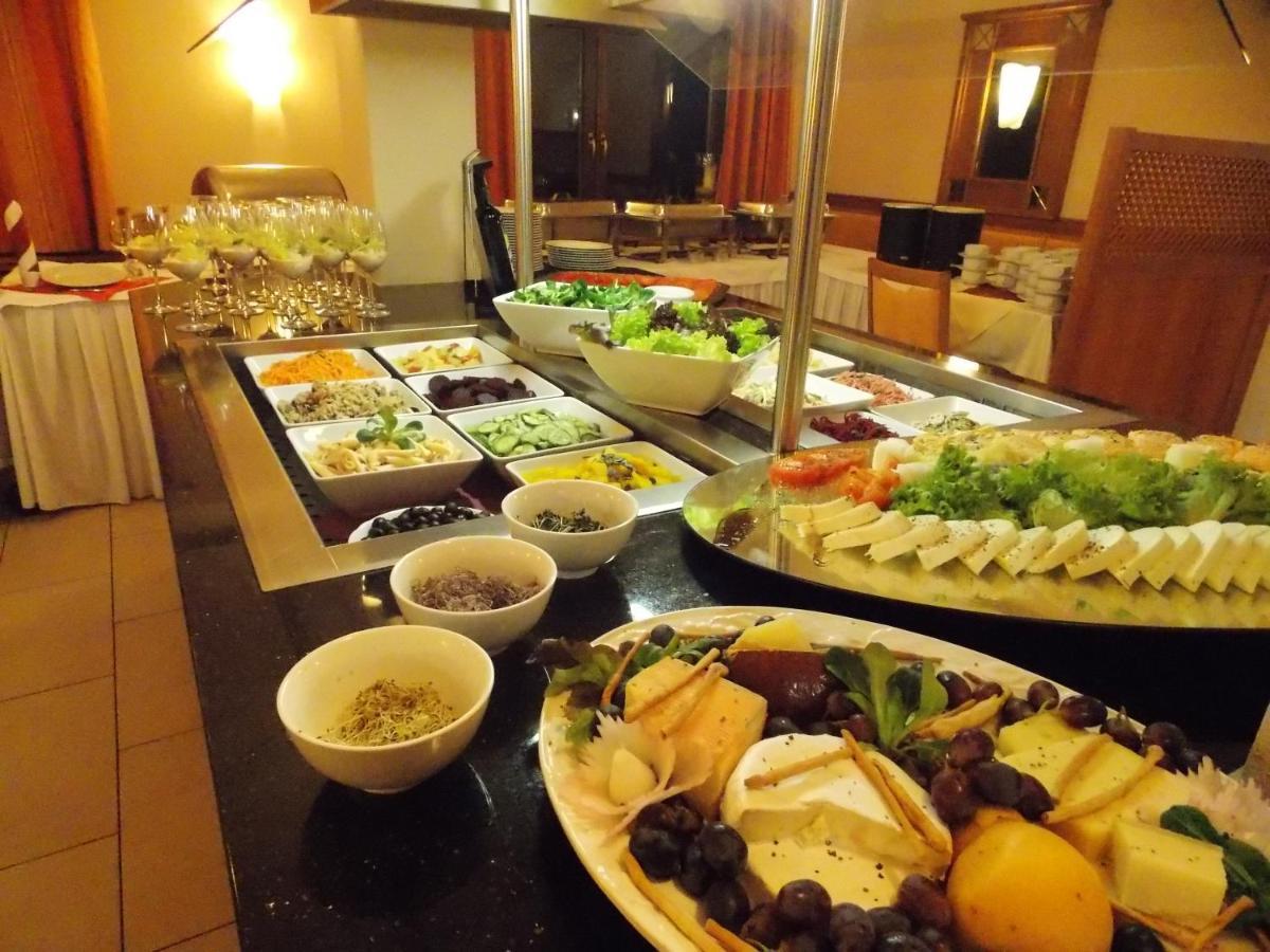 Thermenclubhotel "All In" Bad Füssing エクステリア 写真